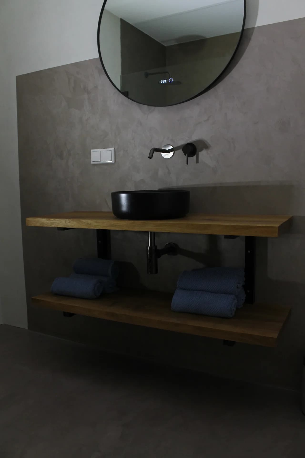 Badkamermeubels – maatwerk van Hospes Hout, foto 1